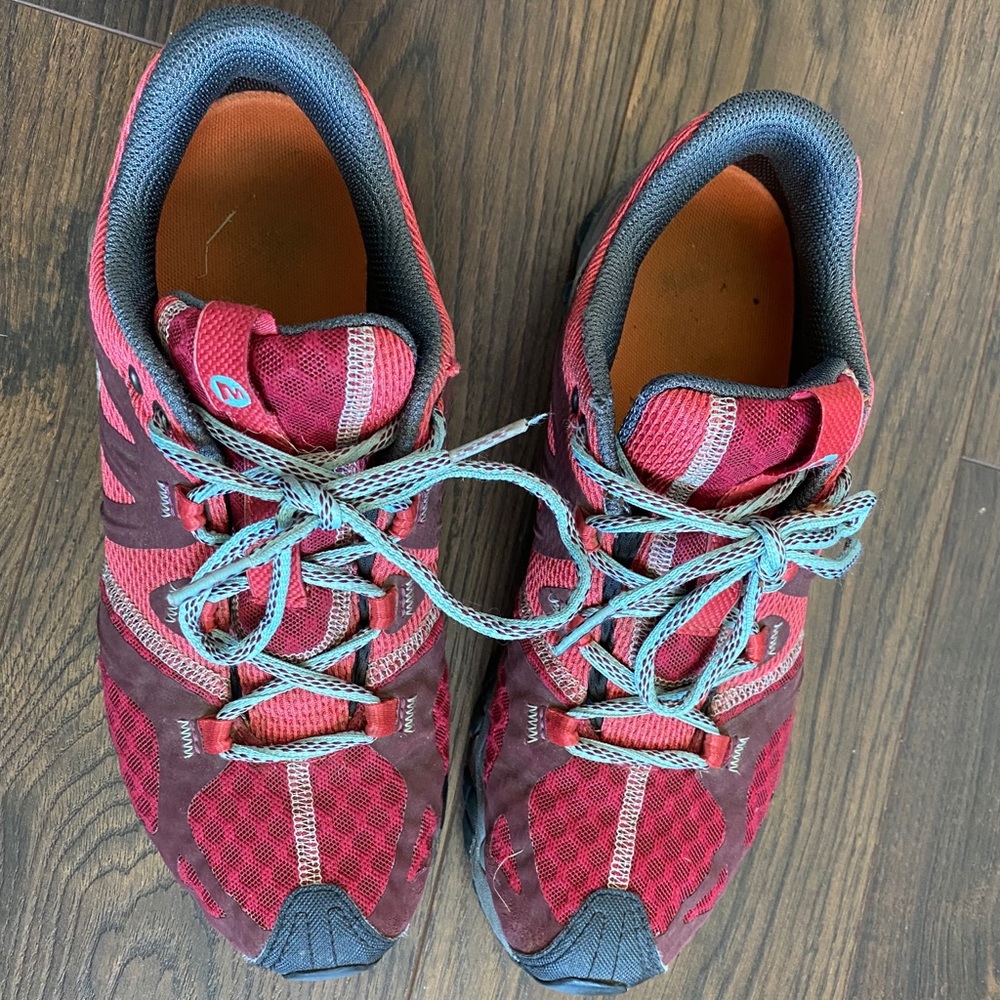 Keen trail running shoes 🌲